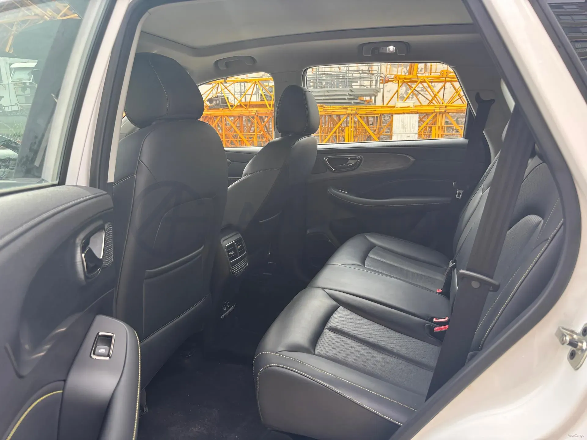 2021 Roewe RX5 1.5T 173HP L4 7DCT,autocango,china used car exporter,china ev exporter,chinese used car exporter,chinese used ev exporter