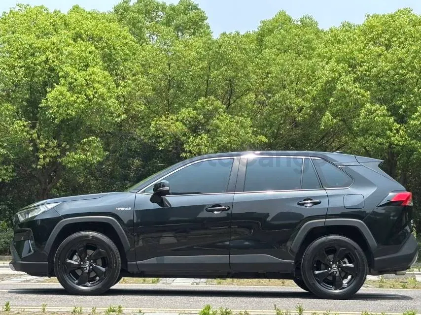 2022 Toyota RAV4 2.5L 178HP L4 E-CVT Hybrid,autocango,china used car exporter,china ev exporter,chinese used car exporter,chinese used ev exporter