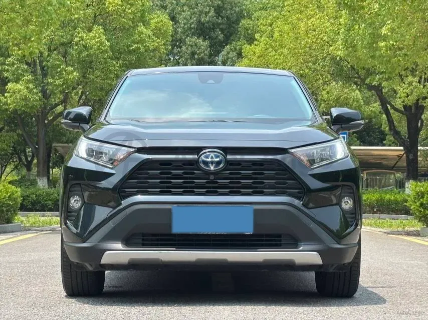 2022 Toyota RAV4 2.5L 178HP L4 E-CVT Hybrid,autocango,china used car exporter,china ev exporter,chinese used car exporter,chinese used ev exporter