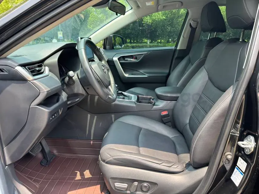 2022 Toyota RAV4 2.5L 178HP L4 E-CVT Hybrid,autocango,china used car exporter,china ev exporter,chinese used car exporter,chinese used ev exporter