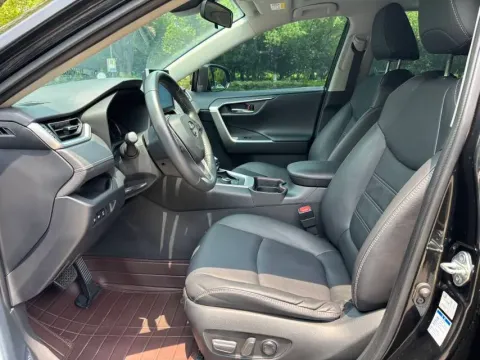 2022 Toyota RAV4 2.5L 178HP L4 E-CVT Hybrid