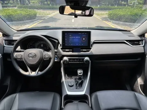 2022 Toyota RAV4 2.5L 178HP L4 E-CVT Hybrid