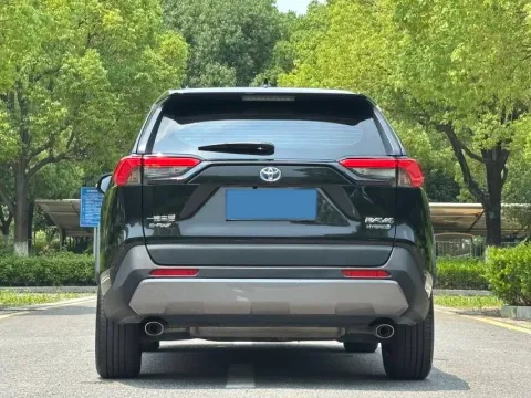 2022 Toyota RAV4 2.5L 178HP L4 E-CVT Hybrid