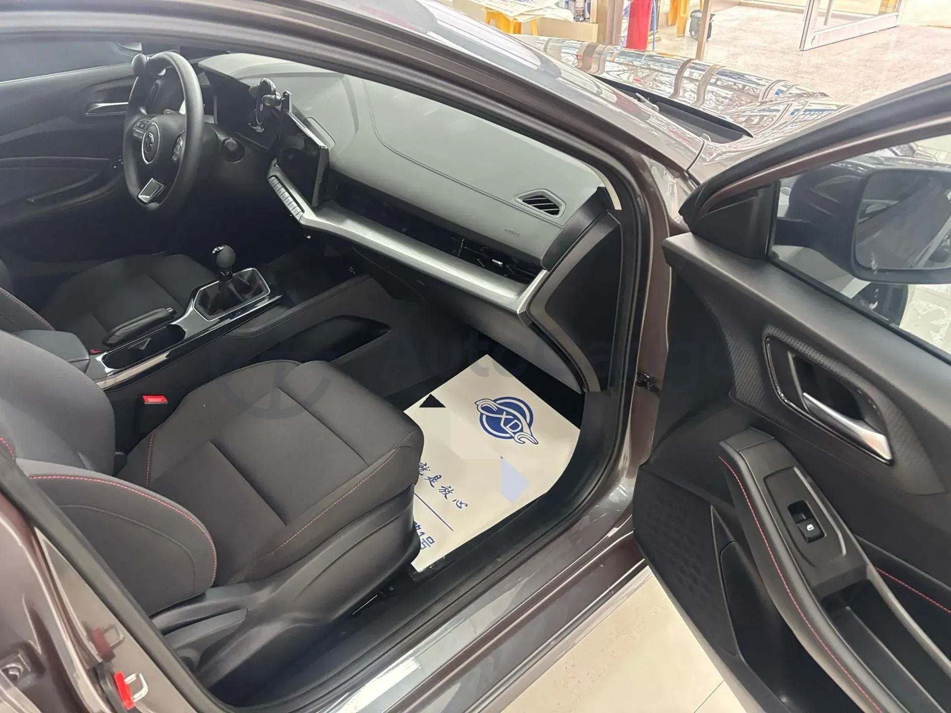 2023 MG 5 1.5L 129HP L4 5MT,autocango,china used car exporter,china ev exporter,chinese used car exporter,chinese used ev exporter