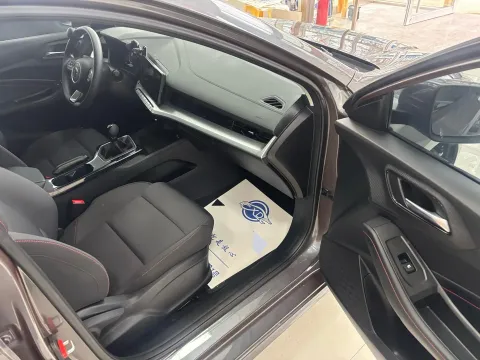 2023 MG 5 1.5L 129HP L4 5MT