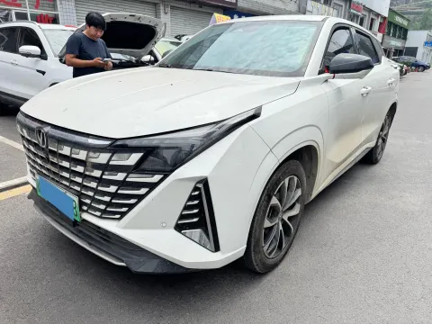 2024 CHANGAN UNI-Z,autocango,china used car exporter,china ev exporter,chinese used car exporter,chinese used ev exporter