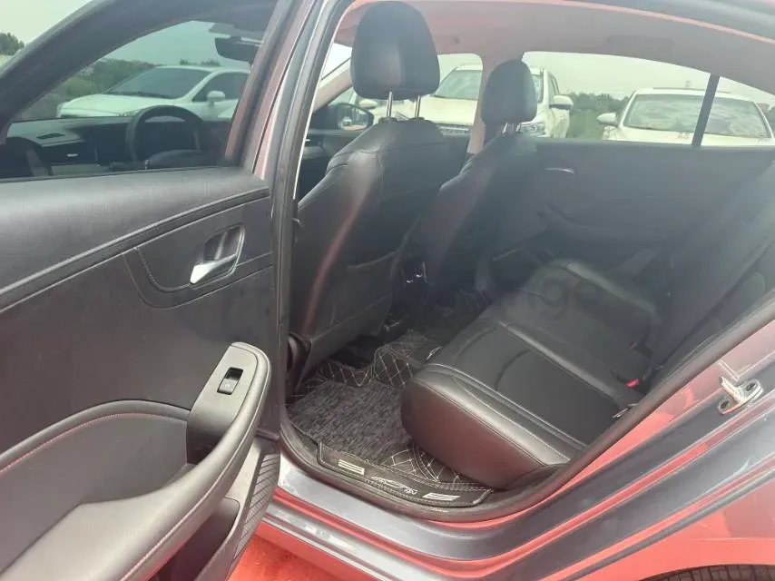 2023 Roewe i5 1.5L 129HP L4 CVT,autocango,china used car exporter,china ev exporter,chinese used car exporter,chinese used ev exporter