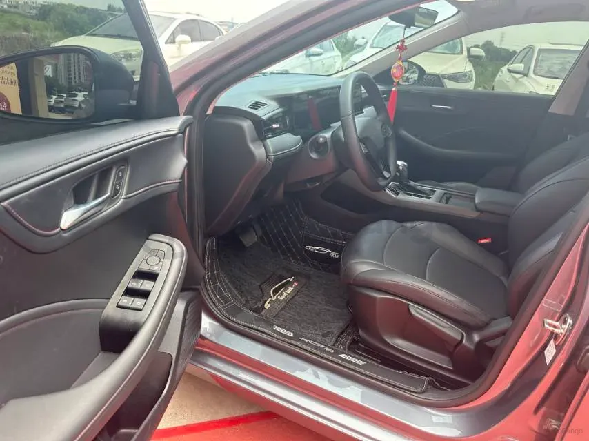 2023 Roewe i5 1.5L 129HP L4 CVT,autocango,china used car exporter,china ev exporter,chinese used car exporter,chinese used ev exporter