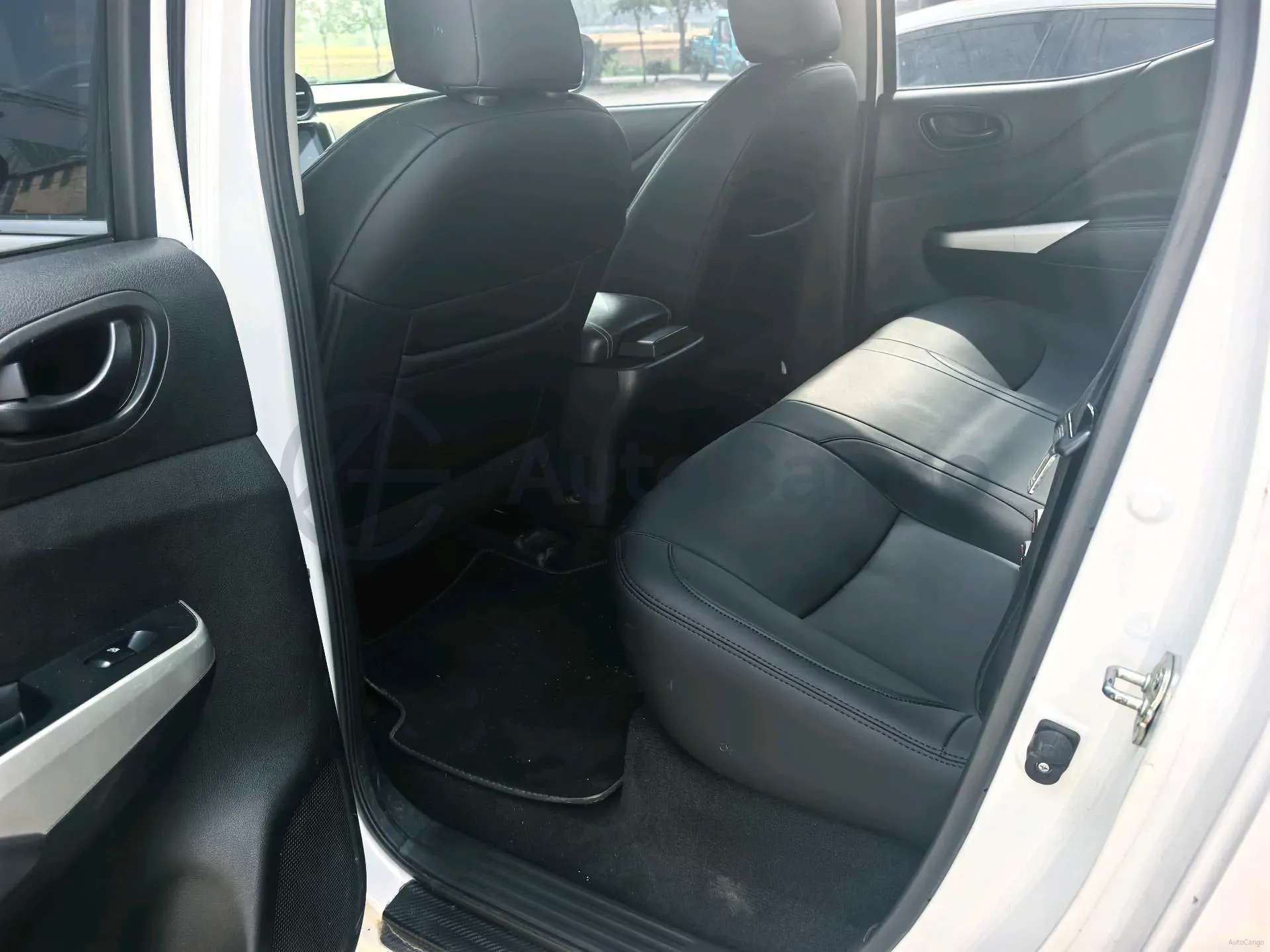 2020 Dongfeng RuiQi 6 2.4L 158HP L4 5MT,autocango,china used car exporter,china ev exporter,chinese used car exporter,chinese used ev exporter