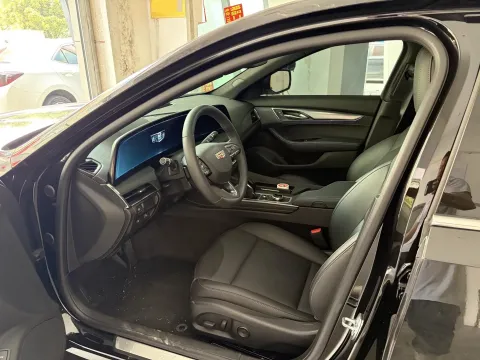 2025 Cadillac CT5 2.0T 237HP L4 10AT,autocango,china used car exporter,china ev exporter,chinese used car exporter,chinese used ev exporter