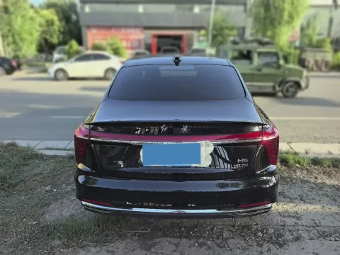 2025 HongQi H5 1.5T 169HP L4 1DHT Hybrid,autocango,china used car exporter,china ev exporter,chinese used car exporter,chinese used ev exporter