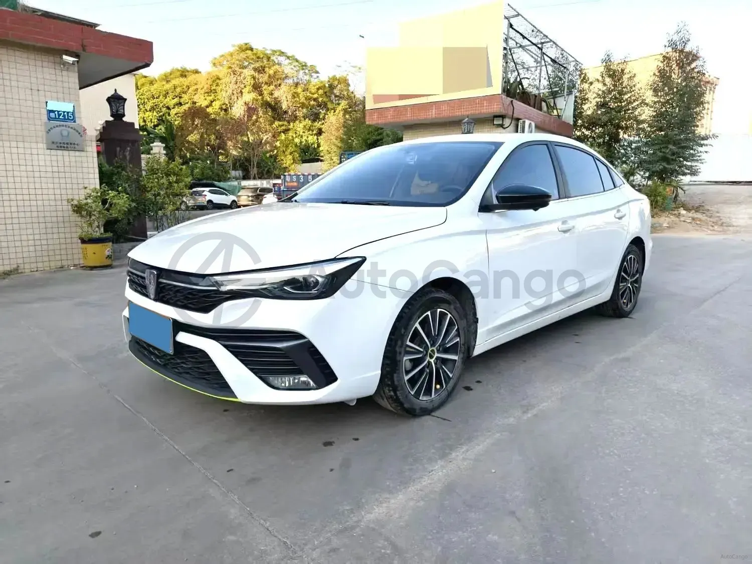 2021 Roewe i5 1.5L 120HP L4 CVT,autocango,china used car exporter,china ev exporter,chinese used car exporter,chinese used ev exporter
