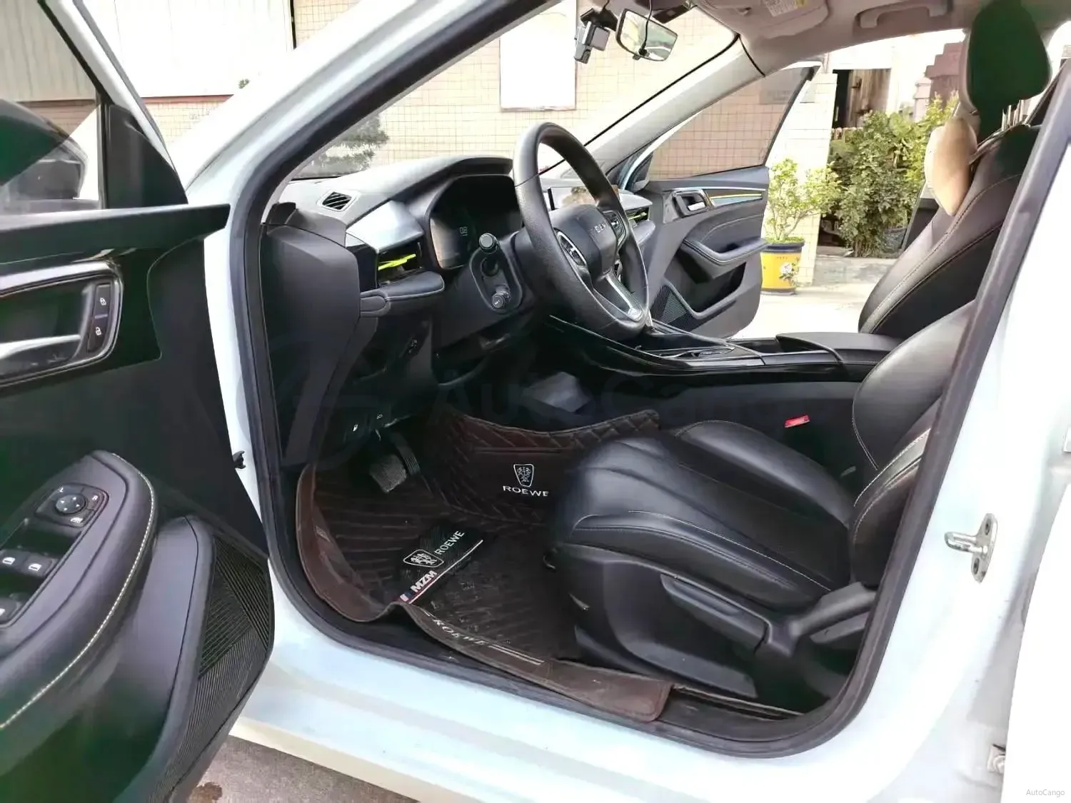 2021 Roewe i5 1.5L 120HP L4 CVT,autocango,china used car exporter,china ev exporter,chinese used car exporter,chinese used ev exporter