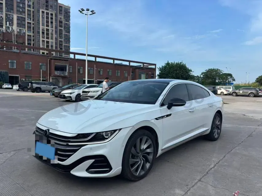2024 Volkswagen CC 2.0T 220HP L4 7DCT,autocango,china used car exporter,china ev exporter,chinese used car exporter,chinese used ev exporter