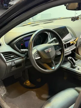 2021 Cadillac CT5 2.0T 237HP L4 10AT