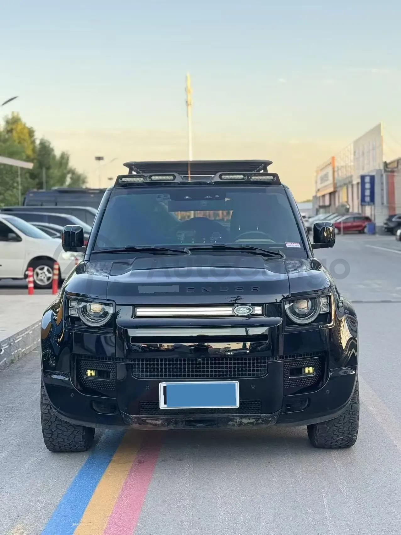 2023 Land Rover Defender 3.0T 400HP L6 8AT,autocango,china used car exporter,china ev exporter,chinese used car exporter,chinese used ev exporter