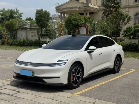 2026 CHANGAN QIYUAN A06,autocango,china used car exporter,china ev exporter,chinese used car exporter,chinese used ev exporter