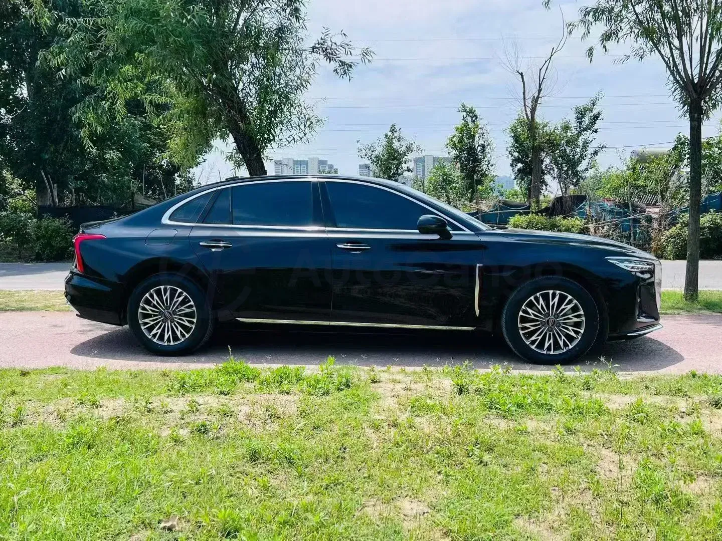 2025 HongQi H5 1.5T 169HP L4 7DCT,autocango,china used car exporter,china ev exporter,chinese used car exporter,chinese used ev exporter