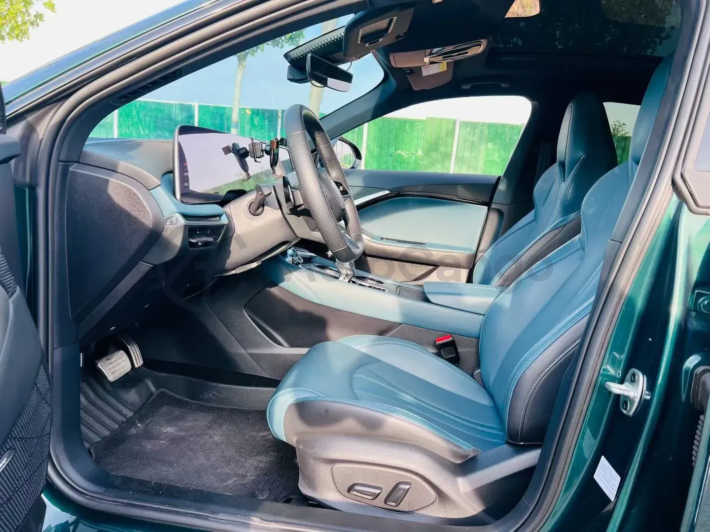 2023 MG 7 1.5T 188HP L4 7DCT,autocango,china used car exporter,china ev exporter,chinese used car exporter,chinese used ev exporter