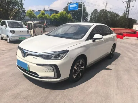 2018 BEIJING AUTO EU5,autocango,china used car exporter,china ev exporter,chinese used car exporter,chinese used ev exporter