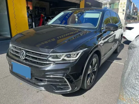 2024 VOLKSWAGEN TIGUAN L,autocango,china used car exporter,china ev exporter,chinese used car exporter,chinese used ev exporter