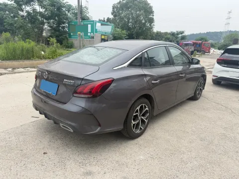 2021 MG 5 1.5L 120HP L4 CVT
