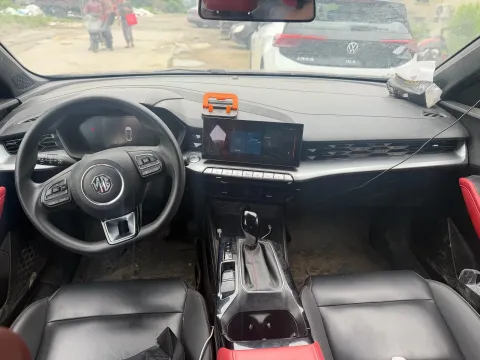 2021 MG 5 1.5L 120HP L4 CVT