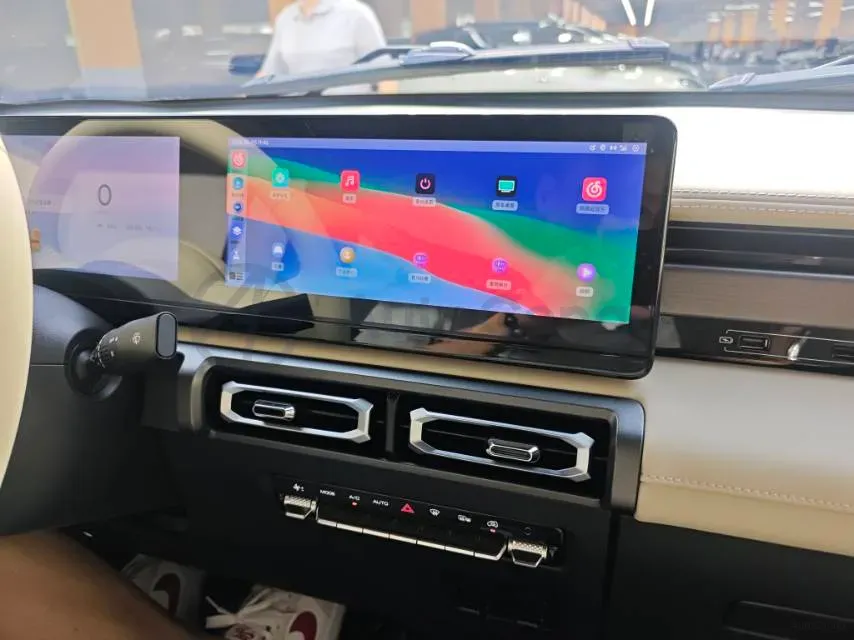 2023 BaoJun Yep BEV 28.1KWH,autocango,china used car exporter,china ev exporter,chinese used car exporter,chinese used ev exporter