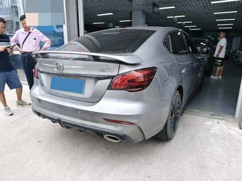 2020 Roewe RX5 1.5T 169HP L4 AMT PHEV 11.1KWH