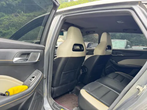 2021 MG MG6 1.5T 181HP L4 7DCT