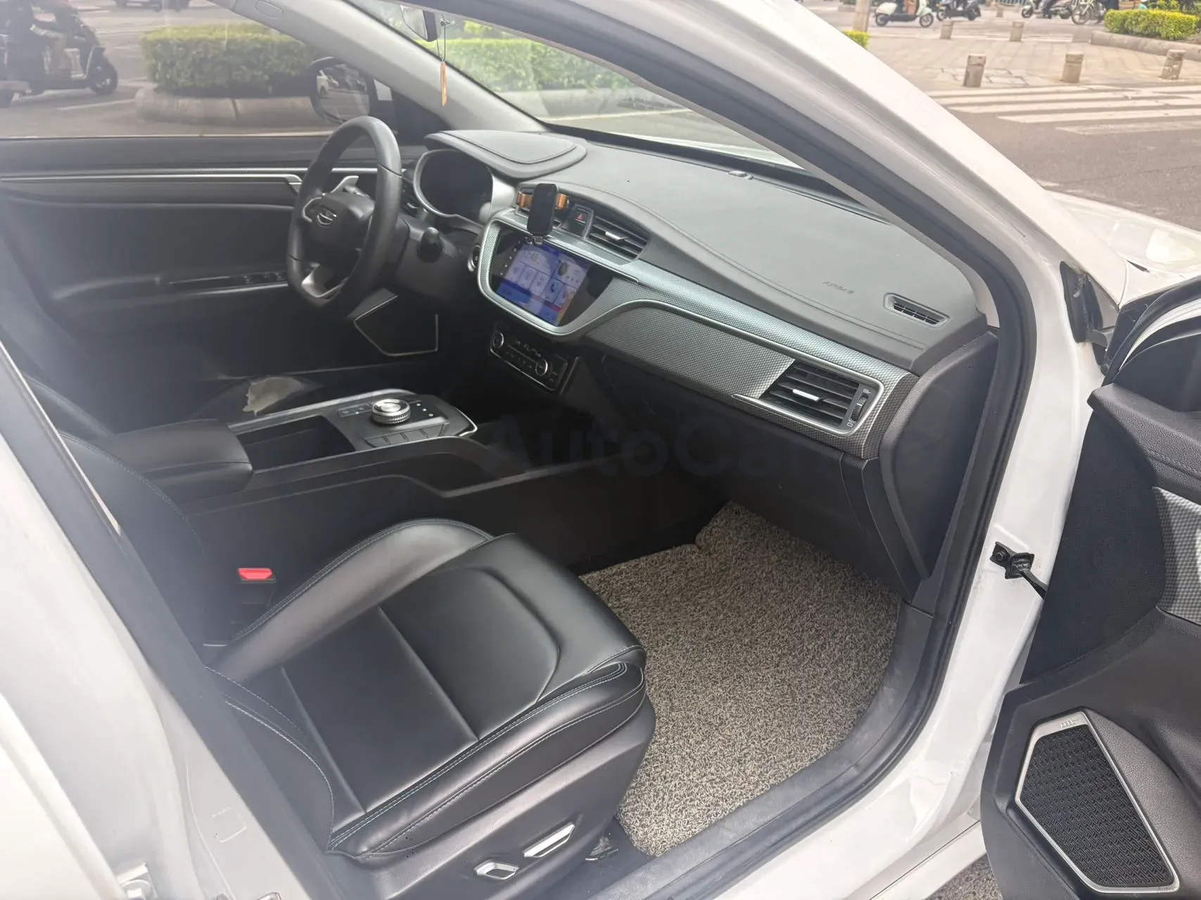 2021 Geely Emgrand BEV 52.7KWH,autocango,china used car exporter,china ev exporter,chinese used car exporter,chinese used ev exporter