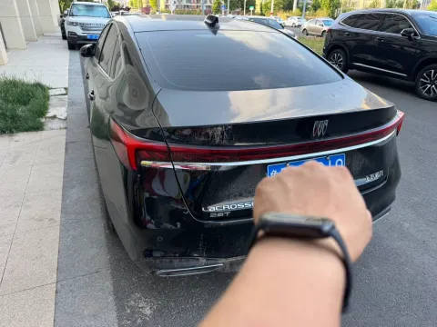 2025 Buick Larcosse 2.0T 237HP L4 9AT,autocango,china used car exporter,china ev exporter,chinese used car exporter,chinese used ev exporter