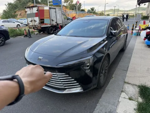 2025 Buick Larcosse 2.0T 237HP L4 9AT,autocango,china used car exporter,china ev exporter,chinese used car exporter,chinese used ev exporter
