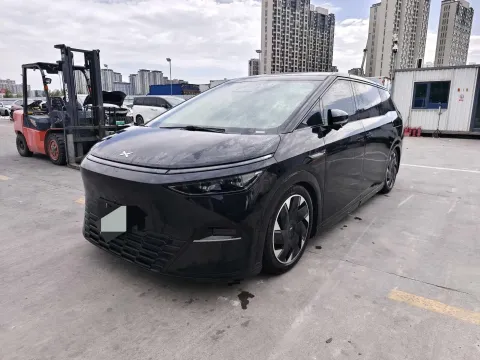 2024 XPENG X9,autocango,china used car exporter,china ev exporter,chinese used car exporter,chinese used ev exporter