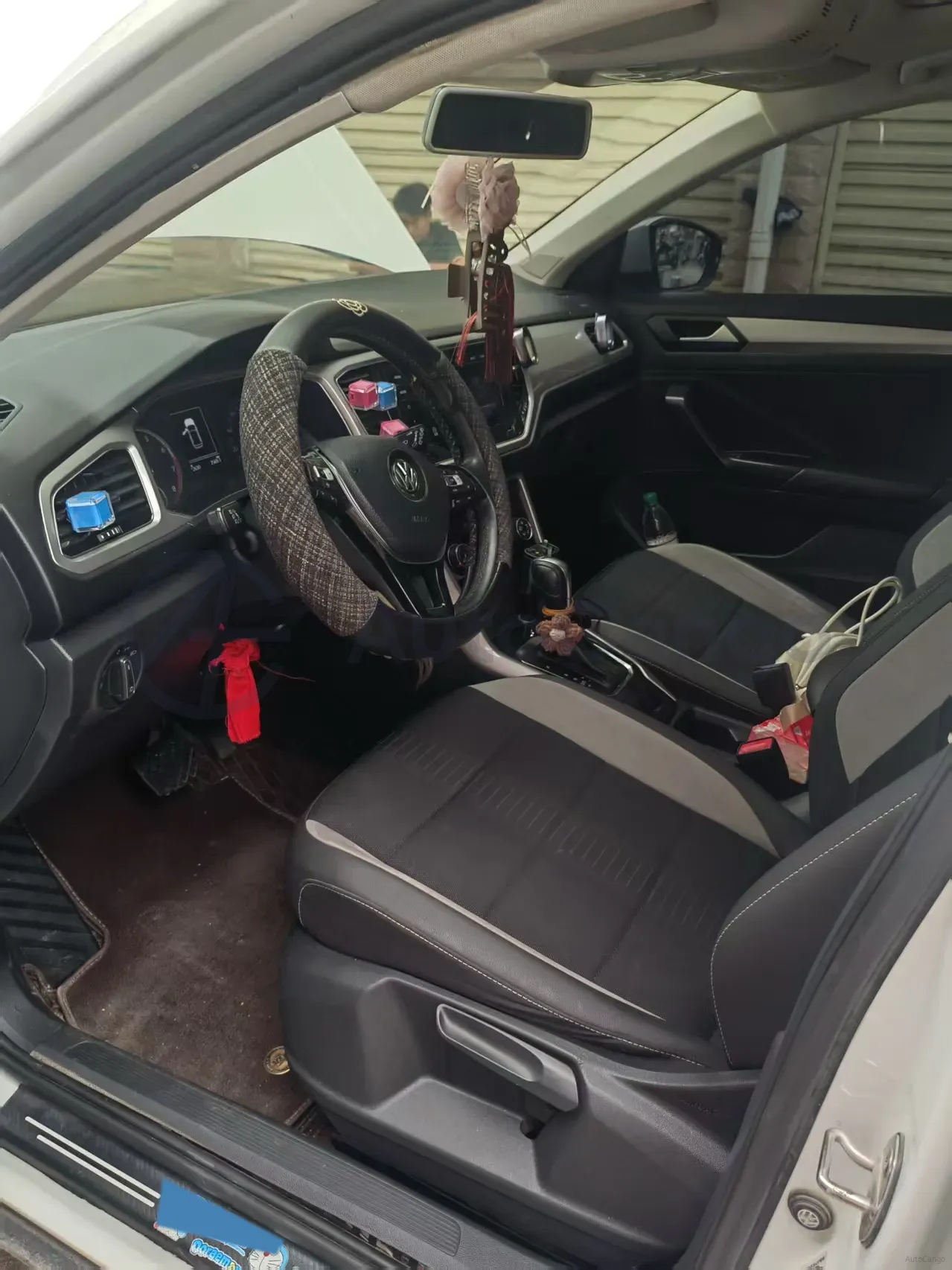 2021 Volkswagen T-Roc 1.4T 150HP L4 7DCT,autocango,china used car exporter,china ev exporter,chinese used car exporter,chinese used ev exporter