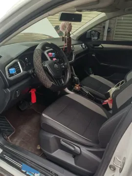 2021 Volkswagen T-Roc 1.4T 150HP L4 7DCT