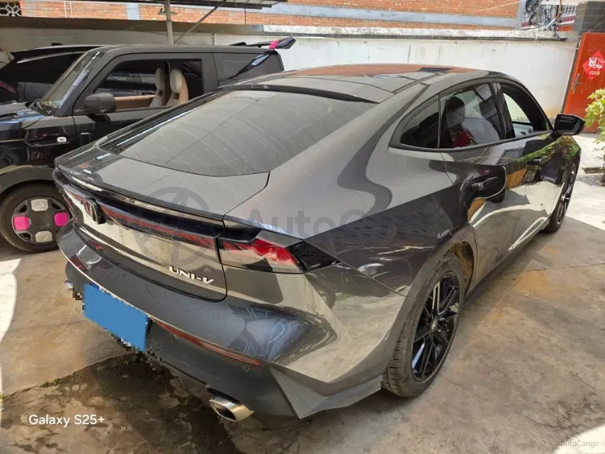 2022 ChangAn UNI-V 1.5T 188HP L4 7DCT,autocango,china used car exporter,china ev exporter,chinese used car exporter,chinese used ev exporter