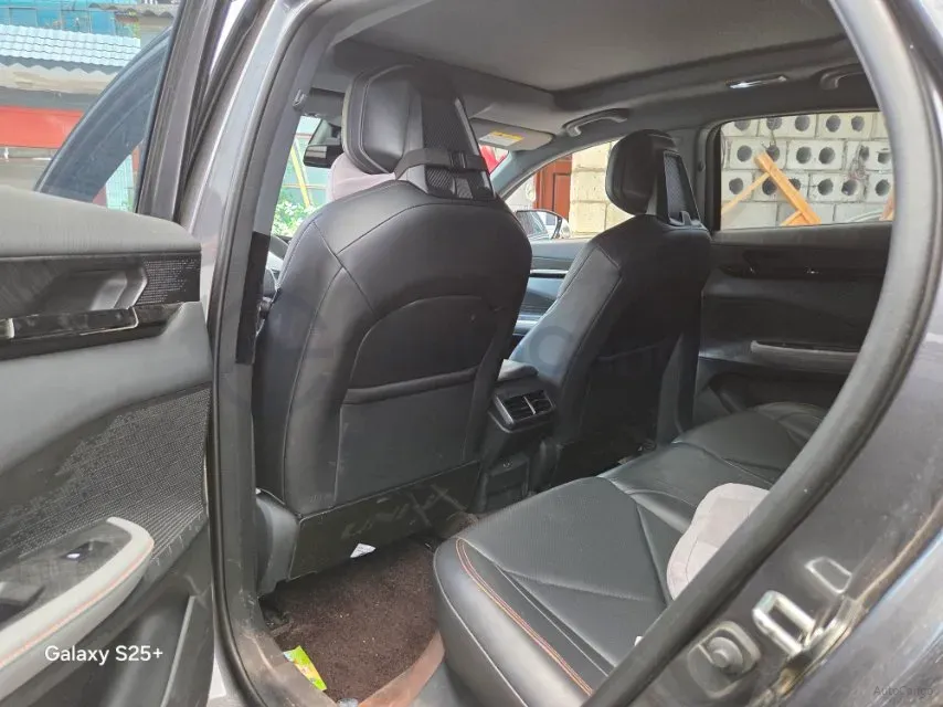 2022 ChangAn UNI-V 1.5T 188HP L4 7DCT,autocango,china used car exporter,china ev exporter,chinese used car exporter,chinese used ev exporter