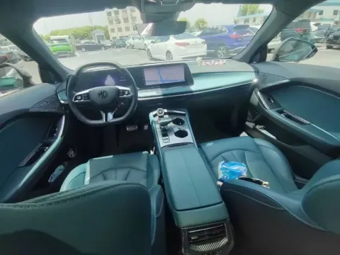 2023 MG 7 2.0T 261HP L4 9AT