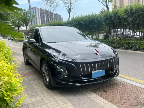 2024 HongQi E-QM5 BEV 72KWH