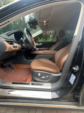 2024 HongQi E-QM5 BEV 72KWH