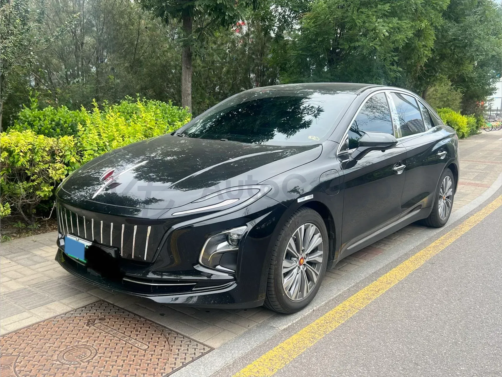 2024 HongQi E-QM5 BEV 72KWH,autocango,china used car exporter,china ev exporter,chinese used car exporter,chinese used ev exporter