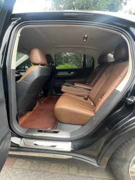 2024 HongQi E-QM5 BEV 72KWH