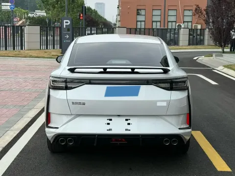 2023 DongFeng Aeolus YiXuan 1.5L 125HP L4 6DCT