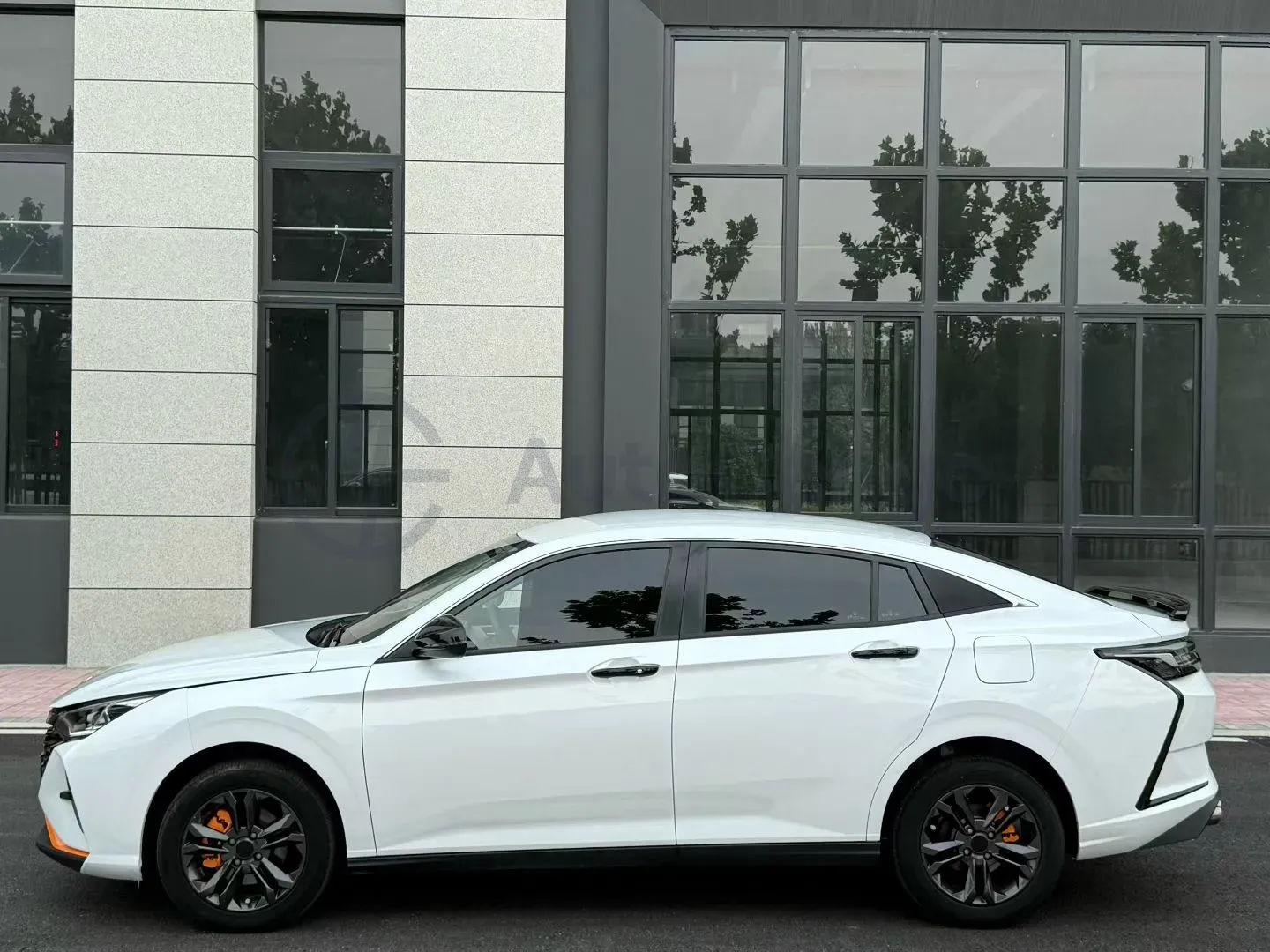 2023 DongFeng Aeolus YiXuan 1.5L 125HP L4 6DCT,autocango,china used car exporter,china ev exporter,chinese used car exporter,chinese used ev exporter