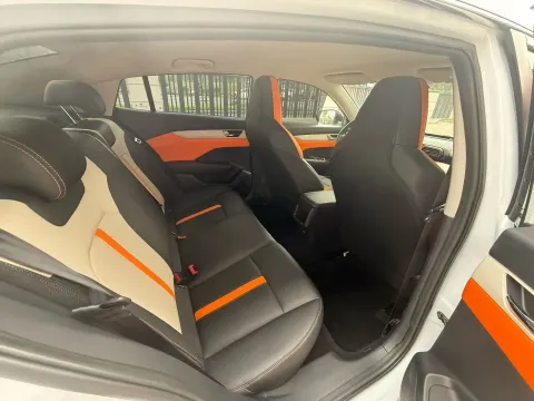 2023 DongFeng Aeolus YiXuan 1.5L 125HP L4 6DCT