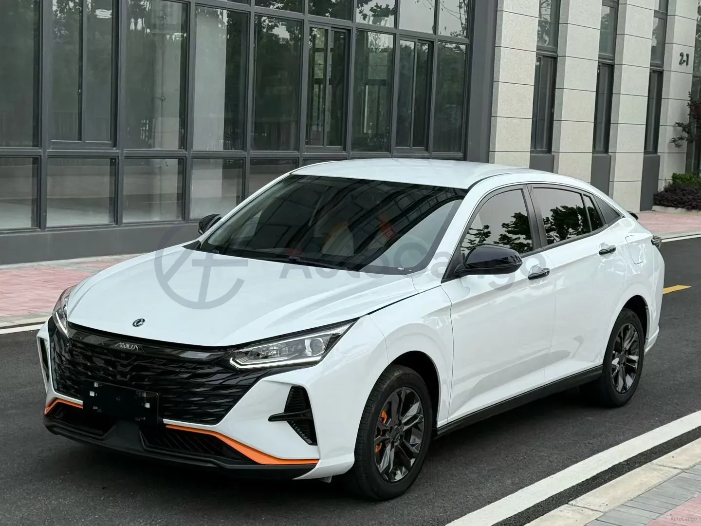 2023 DongFeng Aeolus YiXuan 1.5L 125HP L4 6DCT,autocango,china used car exporter,china ev exporter,chinese used car exporter,chinese used ev exporter