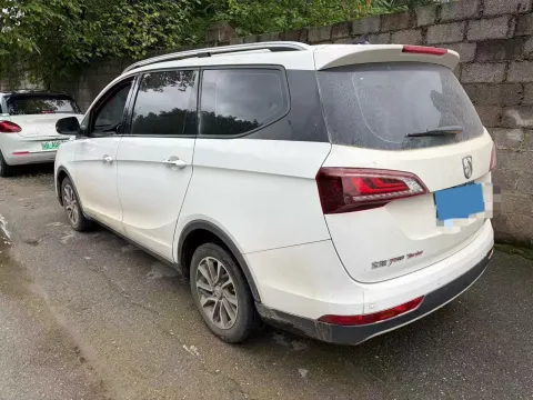 2019 BaoJun 730 1.5T 151HP L4 CVT