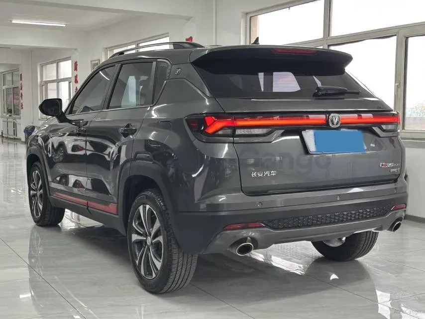 2021 ChangAn CS35 Plus 1.4T 160HP L4 7DCT,autocango,china used car exporter,china ev exporter,chinese used car exporter,chinese used ev exporter