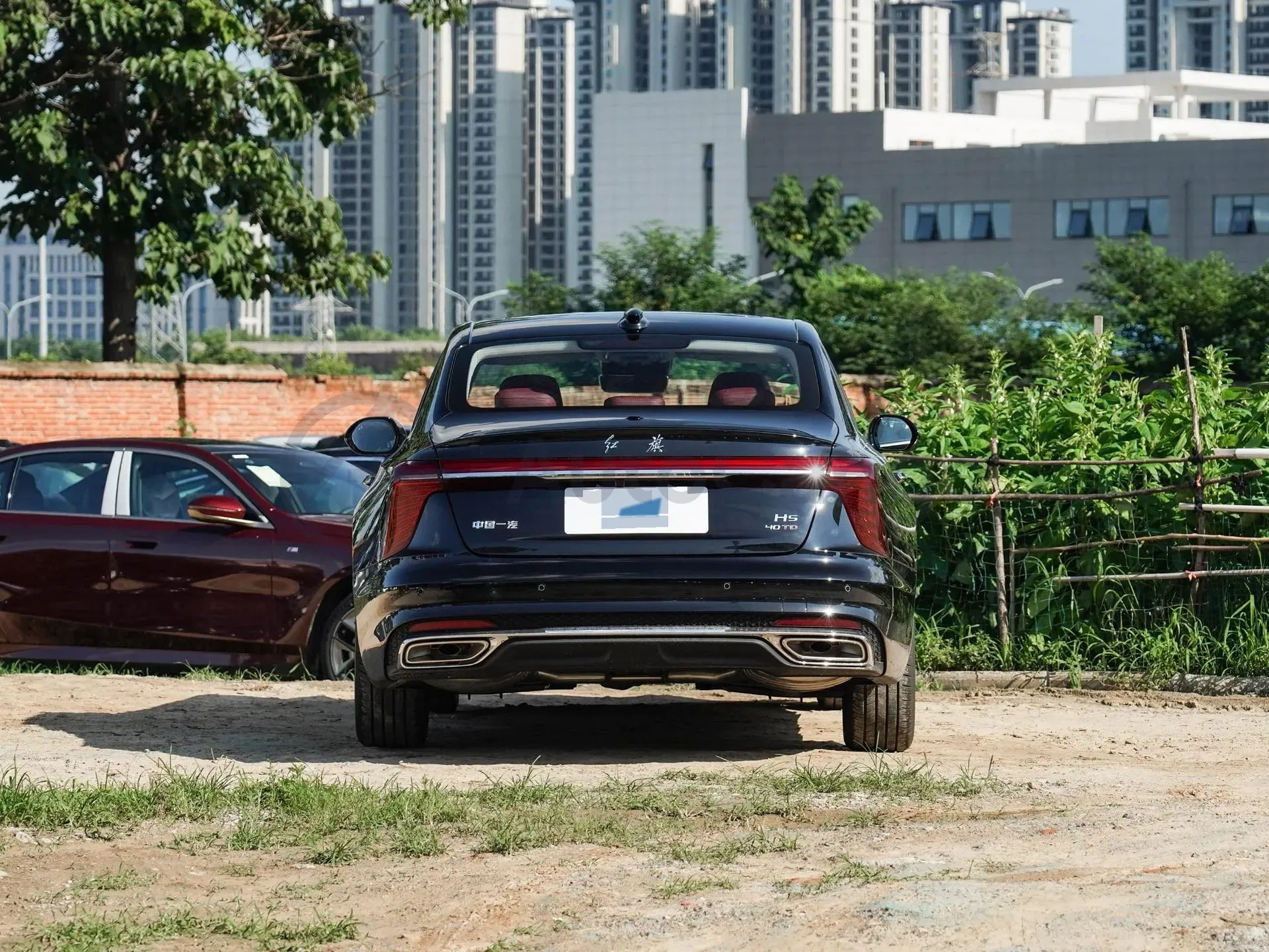 2025 HongQi H5 1.5T 169HP L4 1DHT Hybrid,autocango,china used car exporter,china ev exporter,chinese used car exporter,chinese used ev exporter
